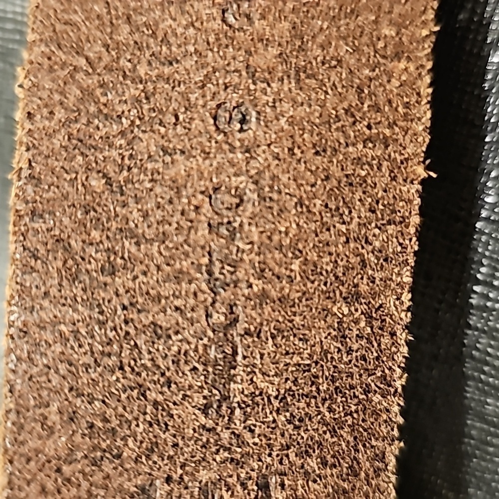 Frye suede belt 40 inches end to end soft brown brass buckle - Picture 8 of 9